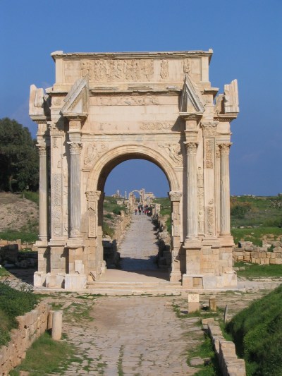 Bogen am Zugang zu Leptis Magna